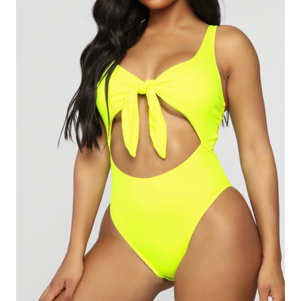 One piece summer cut-out bathing suit